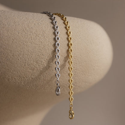 Tiny Link Heart Bracelet